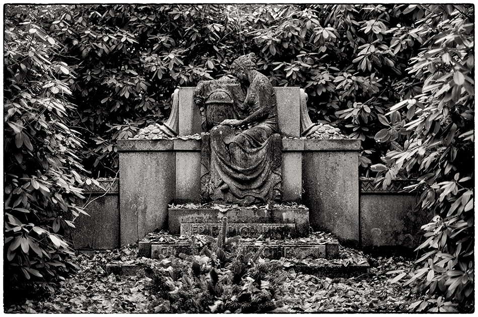 Grabmal Ritt · Friedhof Ohlsdorf · Michael Wassenberg · 2017-12-10
